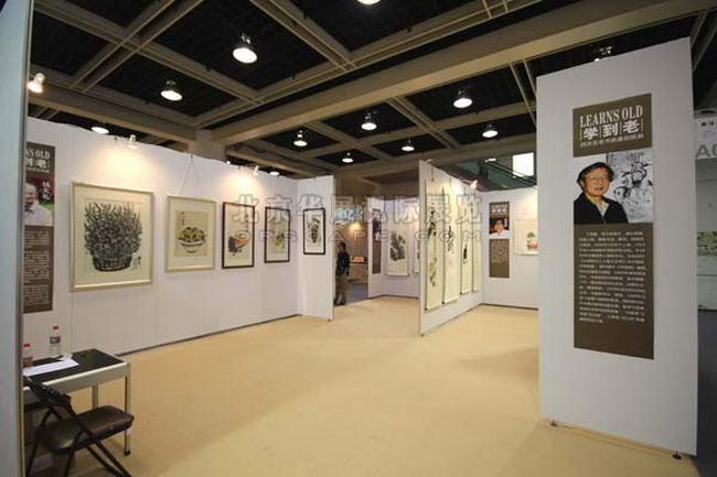 无缝拼接展板挂画展板在北京798艺术区书画展应用-1